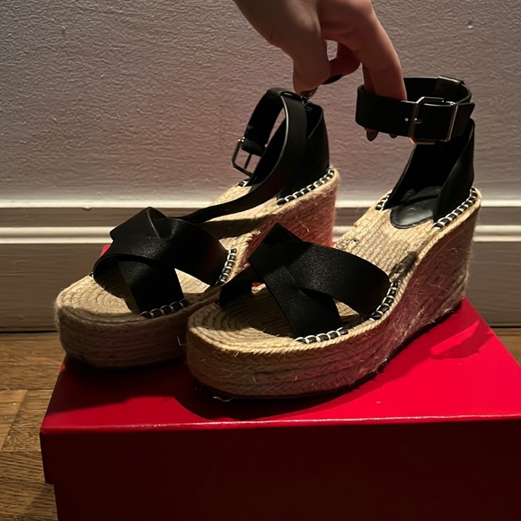 Mango buckle wedge sandals. Used like new. Very good condition. - Picture 3 of 5